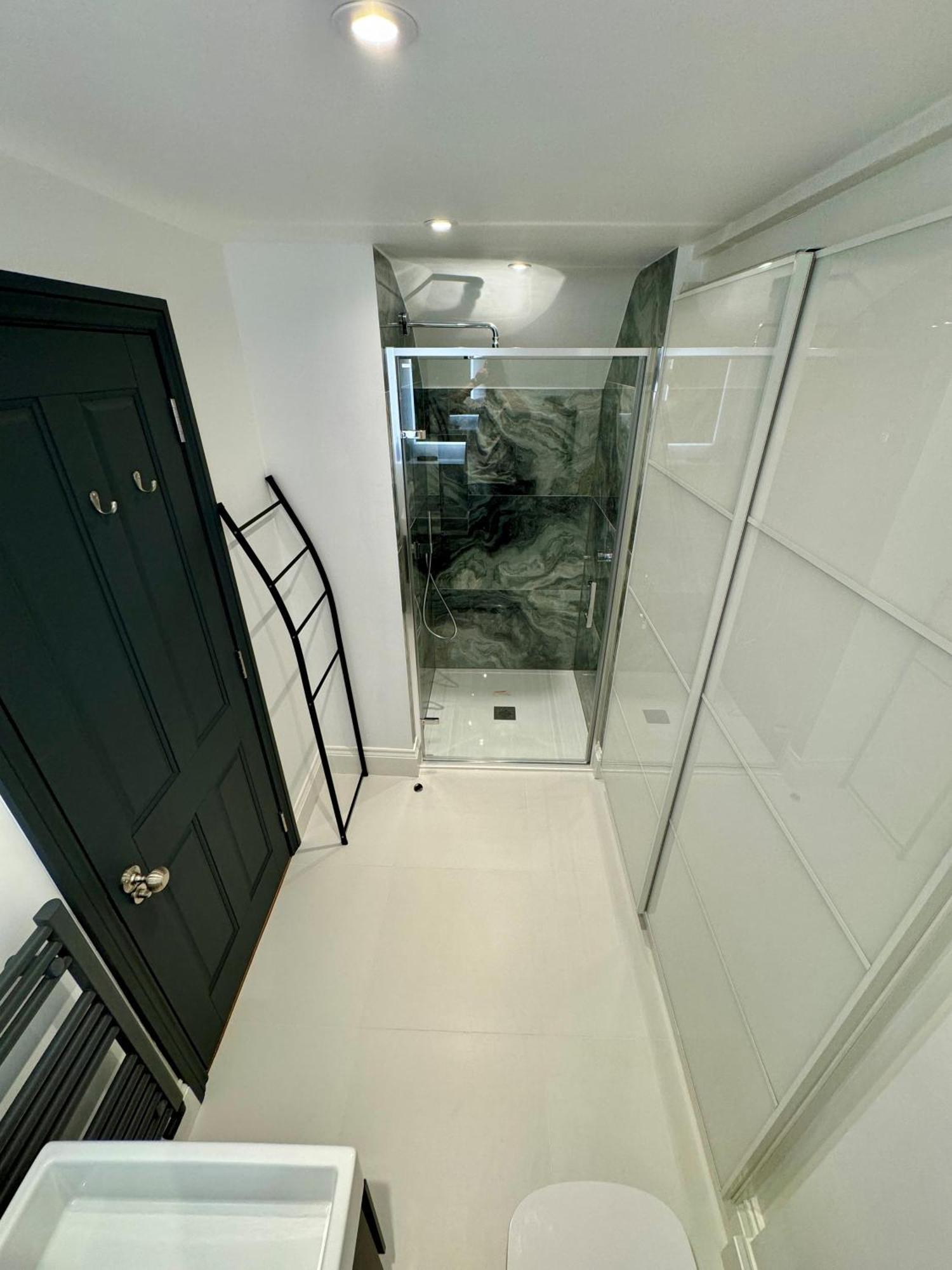 Апартаменты Romeo'S Arch High End Luxury In Centre Of Stratford With Parking Экстерьер фото
